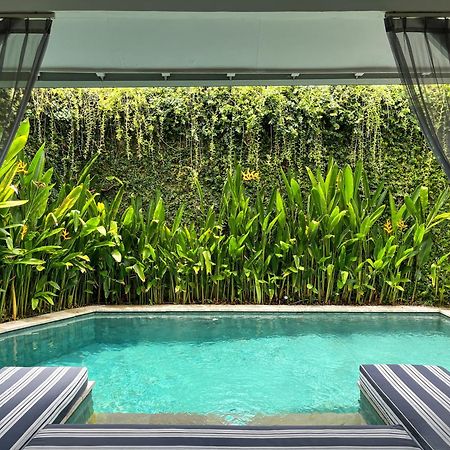 Ozamiz Villa Seminyak By Villas R Us Εξωτερικό φωτογραφία